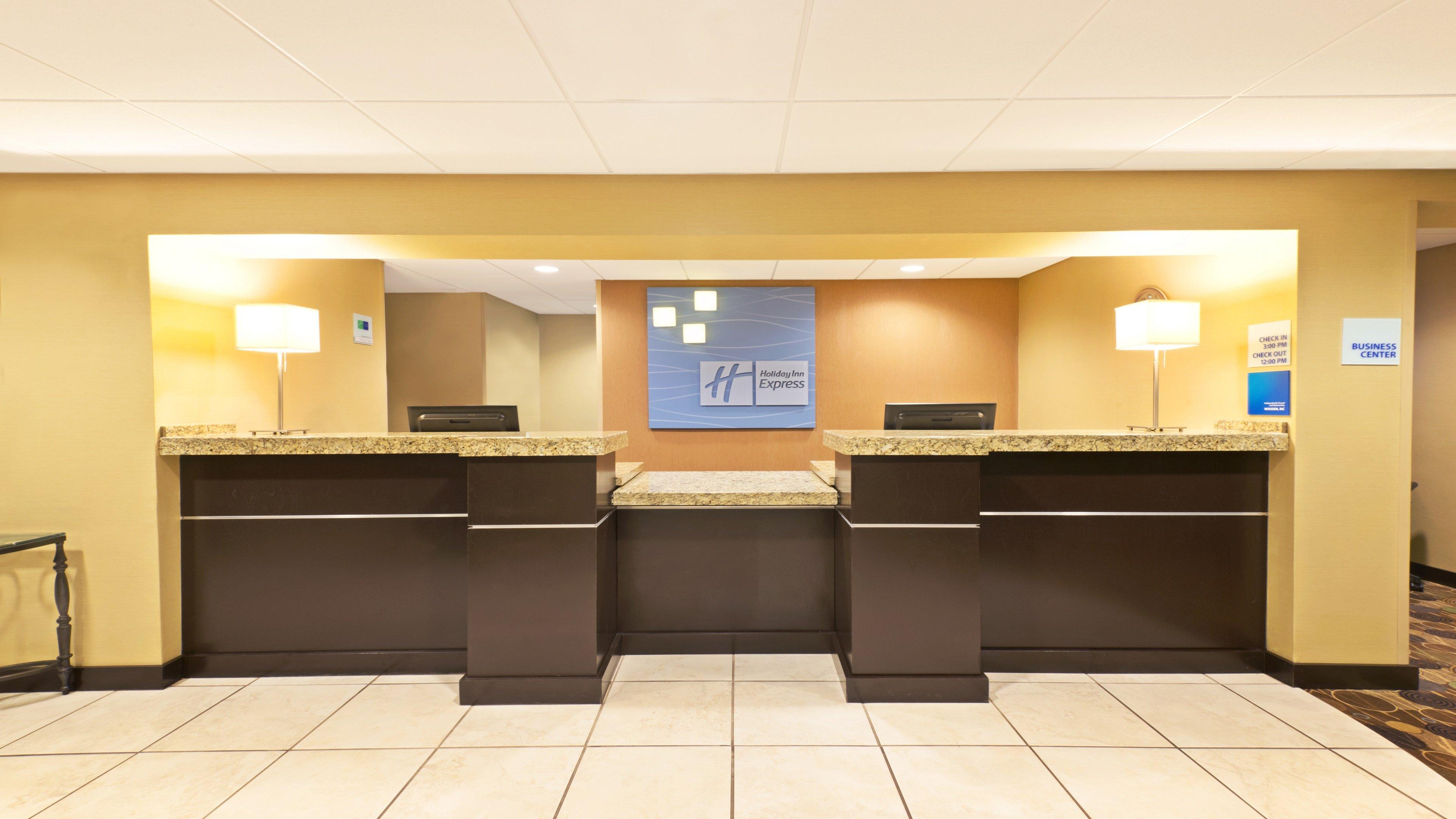 Holiday Inn Express Hotel & Suites Colby By Ihg Eksteriør bilde